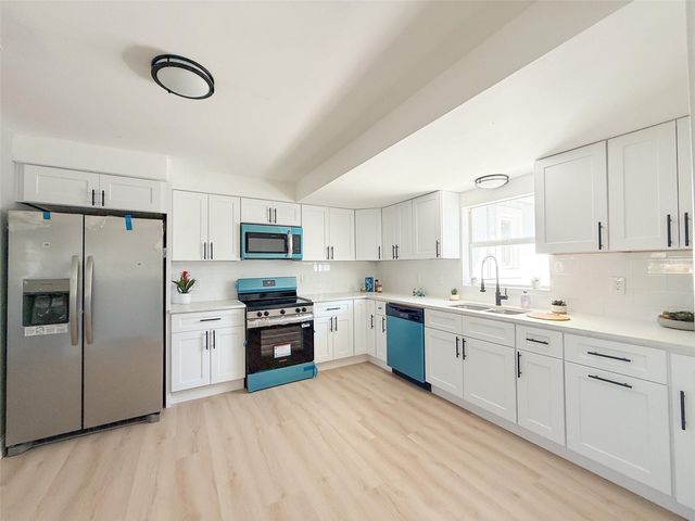 13290 3RD STREET E, Madeira Beach, FL 33708