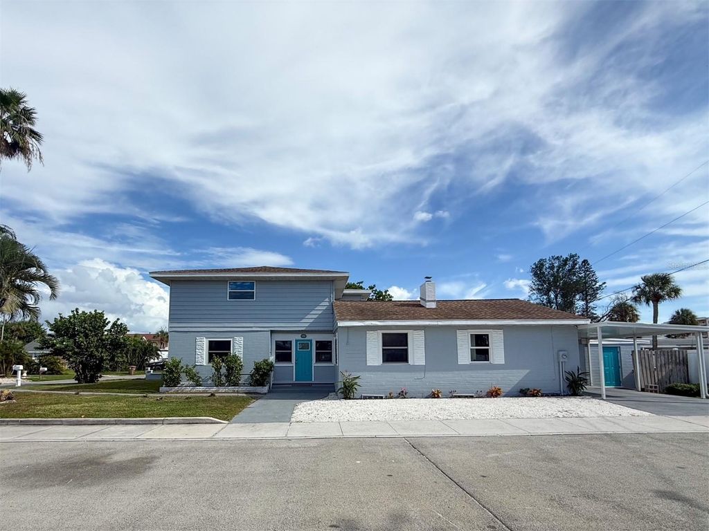 13290 3RD STREET E, Madeira Beach, FL 33708