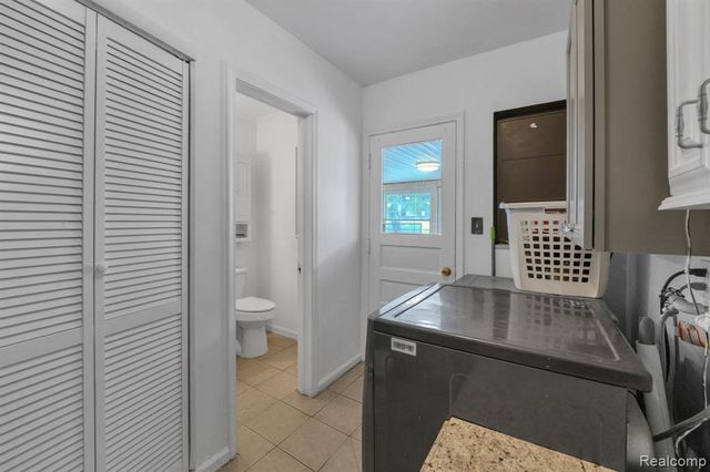 31565 Marquette Street, Garden City, MI 48135