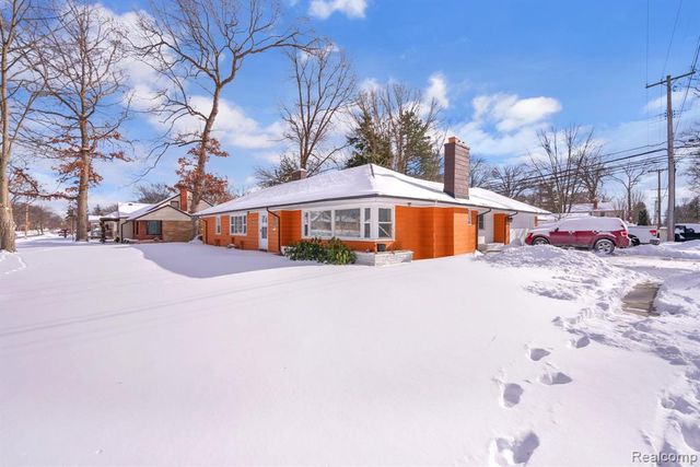 31565 Marquette Street, Garden City, MI 48135