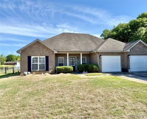 606 Vintage Way, Prattville, AL 36067