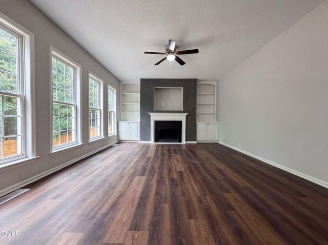 225 Sarazen Drive, Clayton, NC 27527