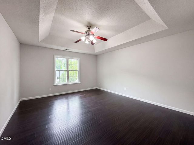 225 Sarazen Drive, Clayton, NC 27527