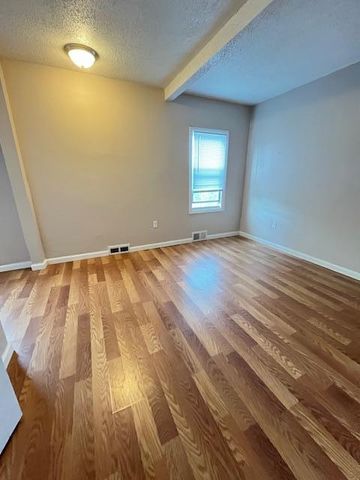 743 Charles Avenue, Saint Paul, MN 55104