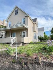 743 Charles Avenue, Saint Paul, MN 55104