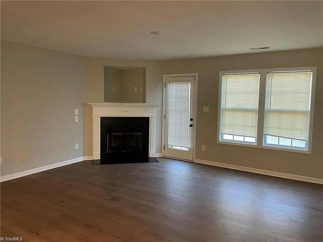 1615 Stoneshire Court, Winston-salem, NC 27127