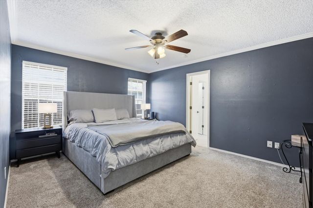 5001 Trails Edge Drive, Arlington, TX 76017