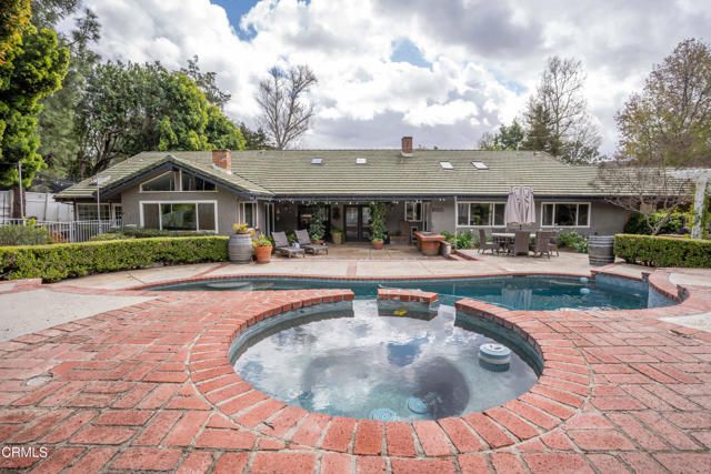 12075 Pradera Road, Camarillo, CA 93012