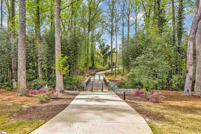 407 Mcklee Drive, Travelers Rest, SC 29690