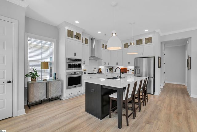 407 Mcklee Drive, Travelers Rest, SC 29690