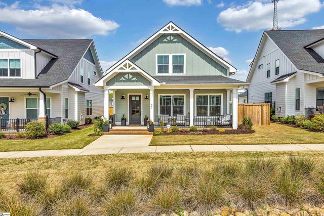 407 Mcklee Drive, Travelers Rest, SC 29690