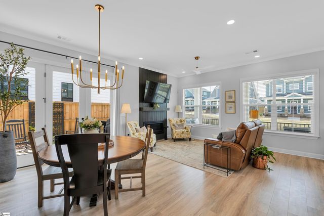 407 Mcklee Drive, Travelers Rest, SC 29690