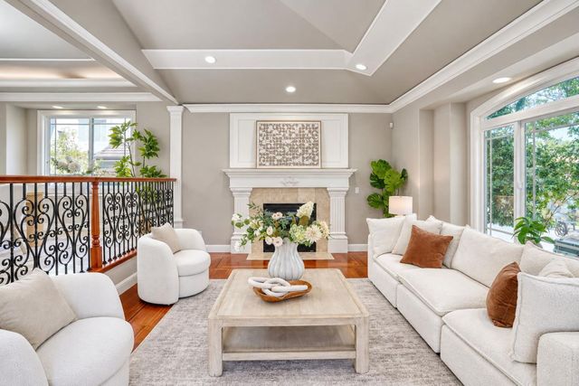 11583 Upland Way, Cupertino, CA 95014