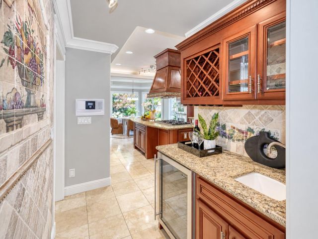 11583 Upland Way, Cupertino, CA 95014