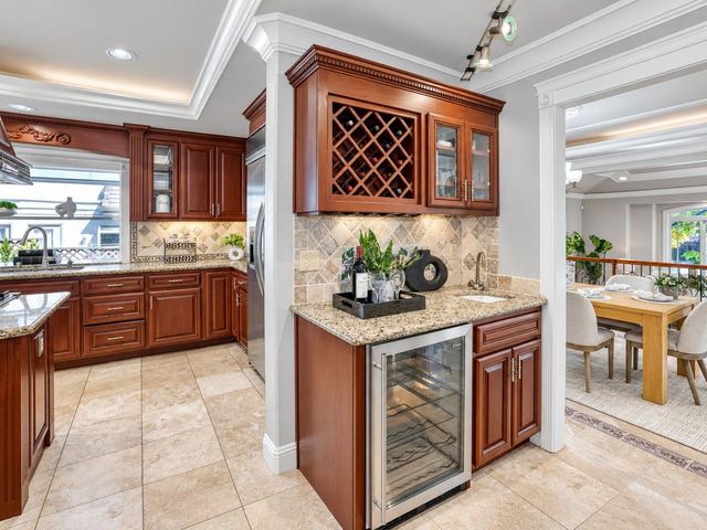 11583 Upland Way, Cupertino, CA 95014