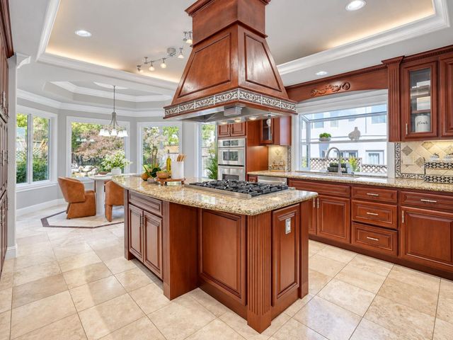 11583 Upland Way, Cupertino, CA 95014