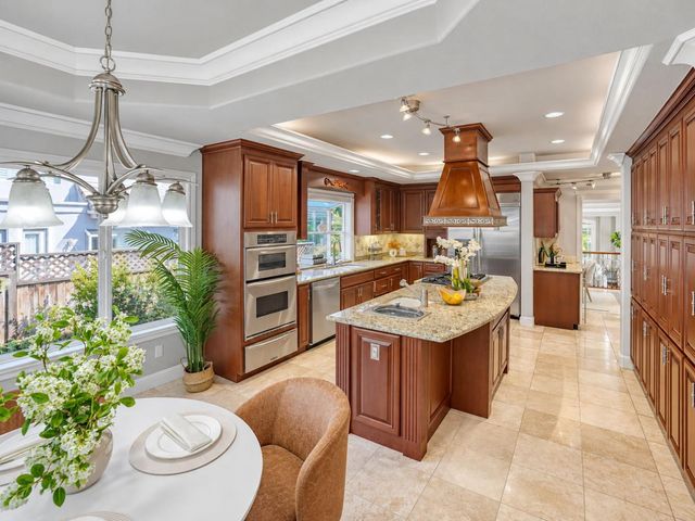 11583 Upland Way, Cupertino, CA 95014