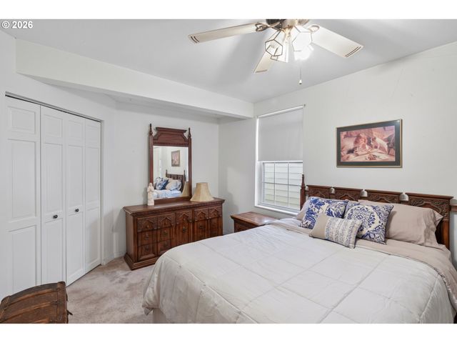 4810 Se 136TH Ave, Portland, OR 97236