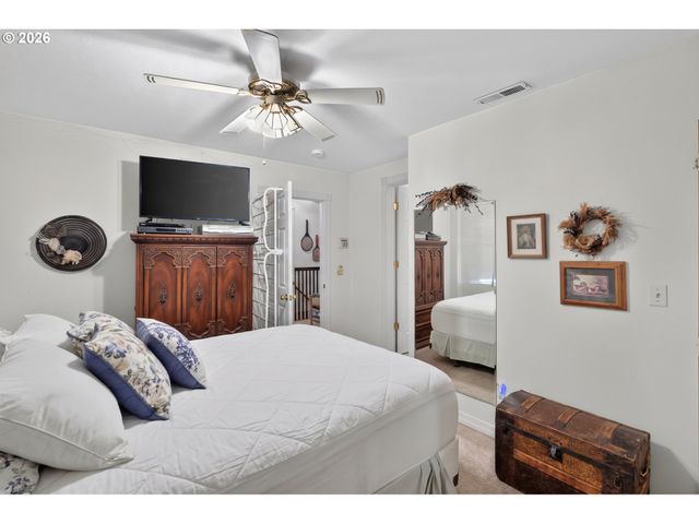 4810 Se 136TH Ave, Portland, OR 97236