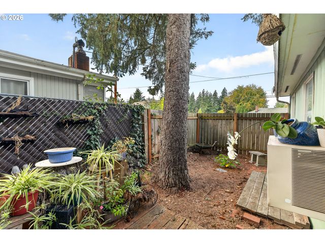 4810 Se 136TH Ave, Portland, OR 97236