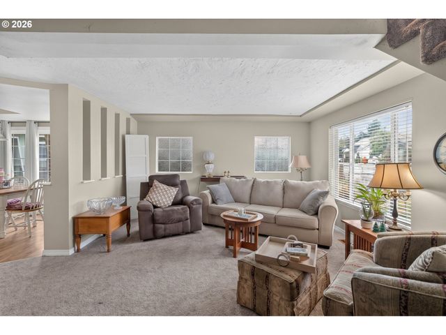 4810 Se 136TH Ave, Portland, OR 97236