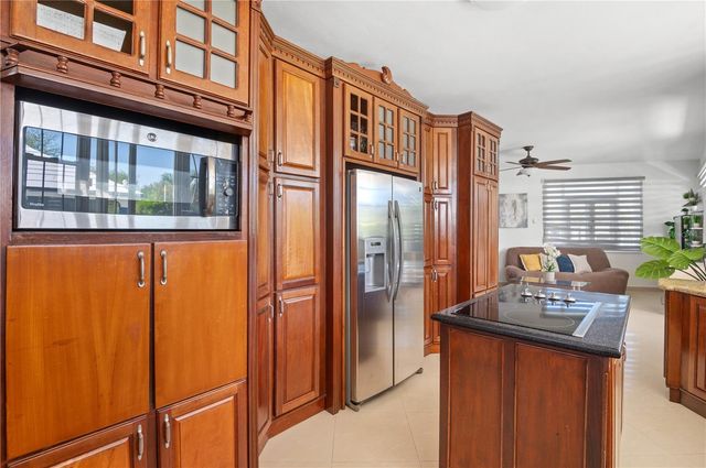 1 CALLE ISAMAR, Isabela, PR 00662