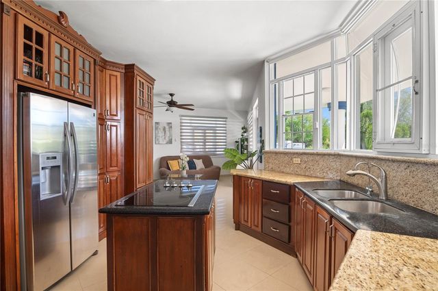 1 CALLE ISAMAR, Isabela, PR 00662