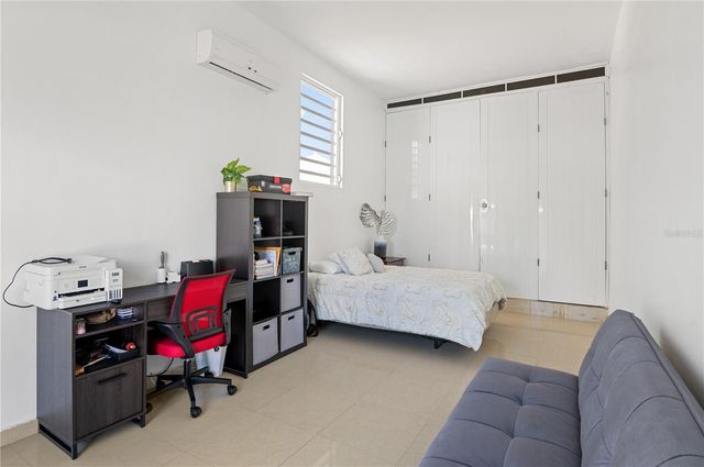 1 CALLE ISAMAR, Isabela, PR 00662