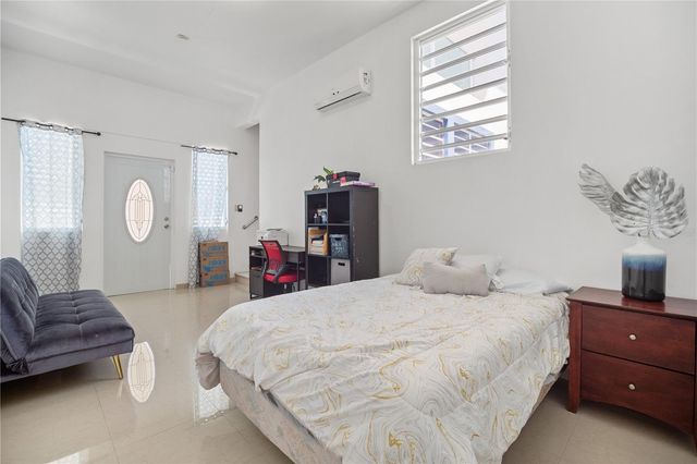 1 CALLE ISAMAR, Isabela, PR 00662