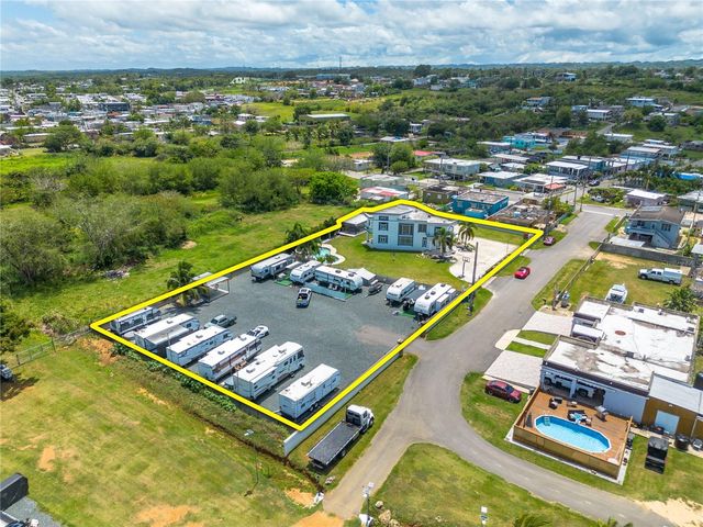 1 CALLE ISAMAR, Isabela, PR 00662