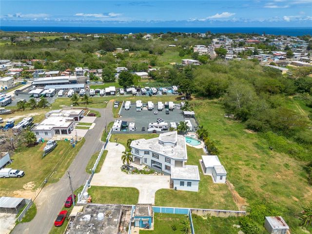 1 CALLE ISAMAR, Isabela, PR 00662