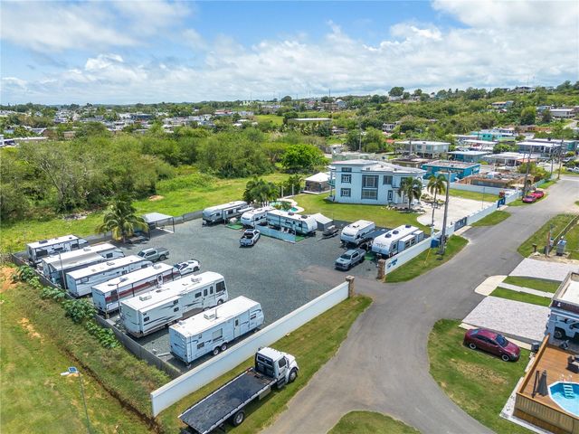 1 CALLE ISAMAR, Isabela, PR 00662