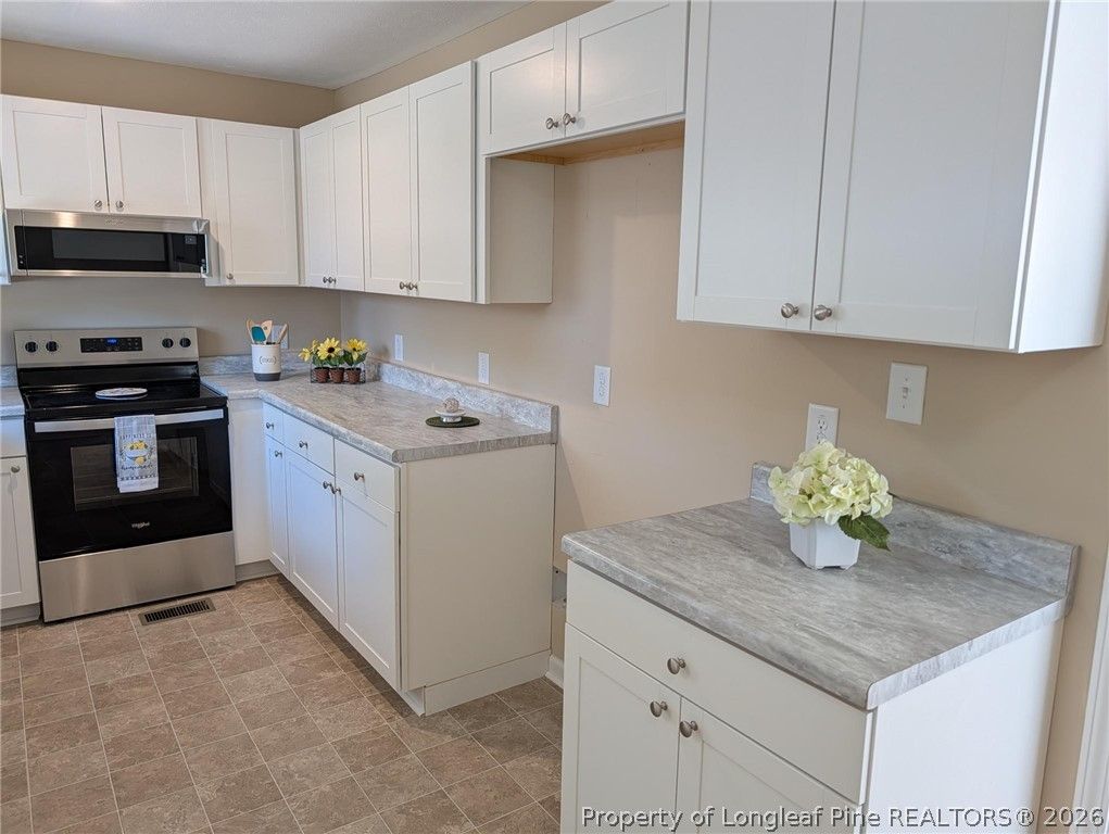 808 Weiss Avenue, Fayetteville, NC 28305 — photo 5