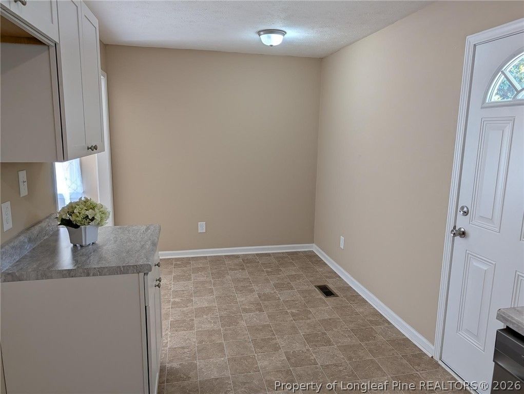 808 Weiss Avenue, Fayetteville, NC 28305 — photo 6