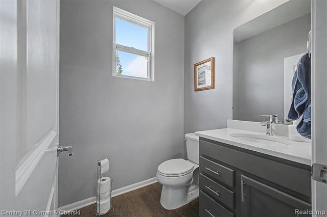 24256 Oak Ridge Boulevard, South Lyon, MI 48178