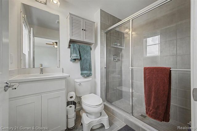 24256 Oak Ridge Boulevard, South Lyon, MI 48178