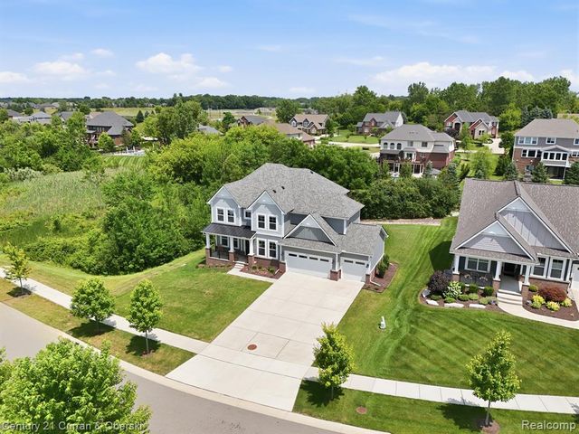 24256 Oak Ridge Boulevard, South Lyon, MI 48178