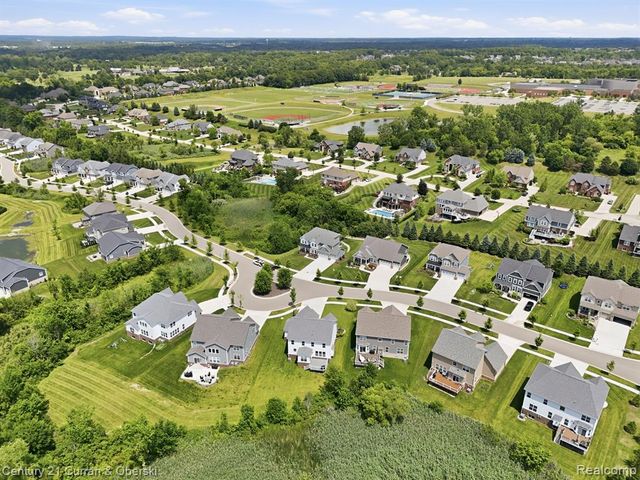 24256 Oak Ridge Boulevard, South Lyon, MI 48178