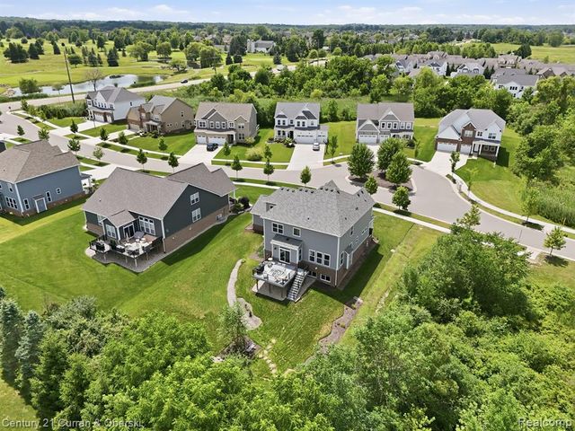 24256 Oak Ridge Boulevard, South Lyon, MI 48178