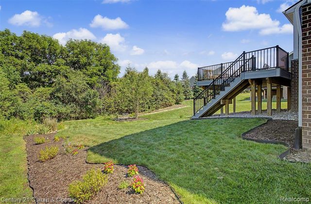 24256 Oak Ridge Boulevard, South Lyon, MI 48178
