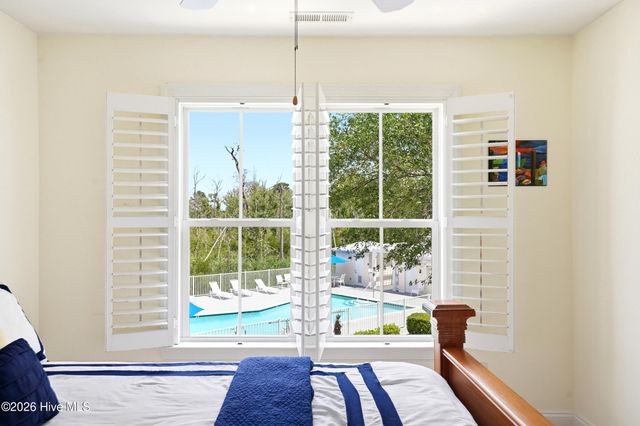 233 River Gate Lane, Wilmington, NC 28412