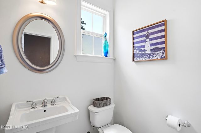 233 River Gate Lane, Wilmington, NC 28412