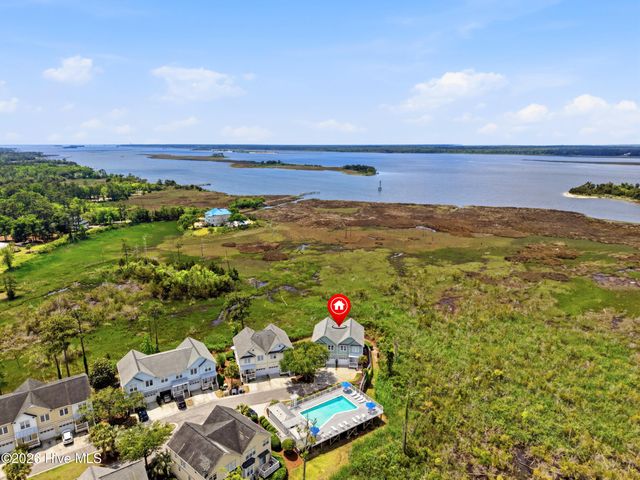 233 River Gate Lane, Wilmington, NC 28412