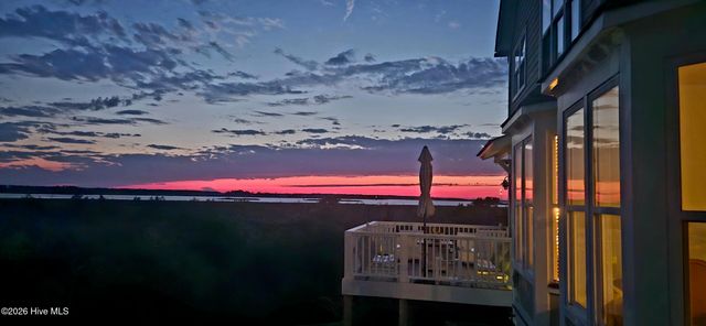 233 River Gate Lane, Wilmington, NC 28412