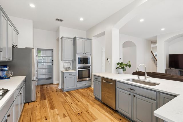 8008 Bridge Street, North Richland Hills, TX 76180