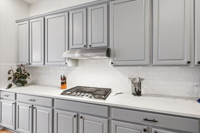 8008 Bridge Street, North Richland Hills, TX 76180