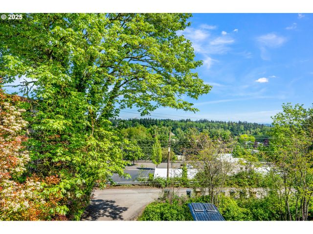 639 1ST St, Lake Oswego, OR 97034
