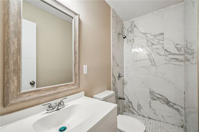 967 Lake Drive, Snellville, GA 30039