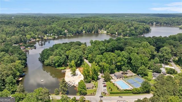 967 Lake Drive, Snellville, GA 30039