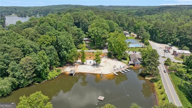 967 Lake Drive, Snellville, GA 30039